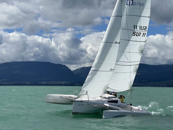 Trimaran auswassern > Transport ins Winterlager (Ipsach)